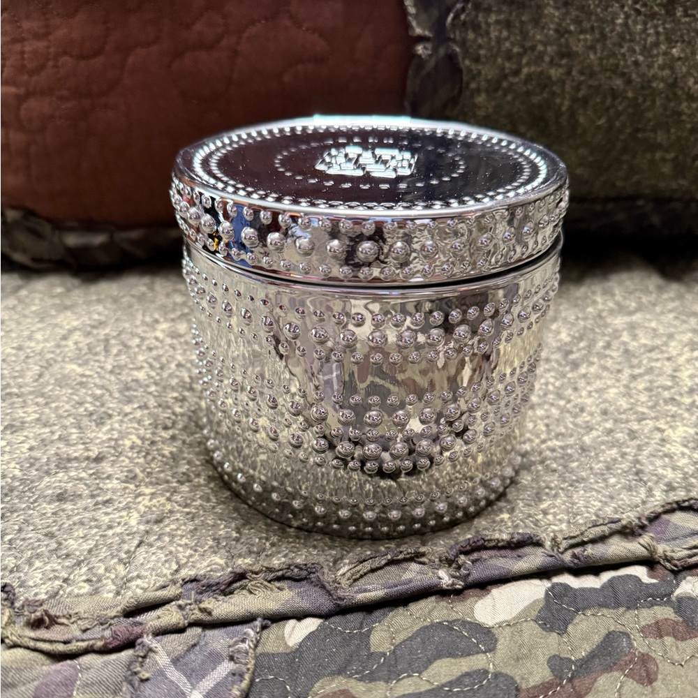 HOMEWORX
by Slatkin & Co.
SCENTED CANDLE
PEARTINI FRAGRANCE NOTES